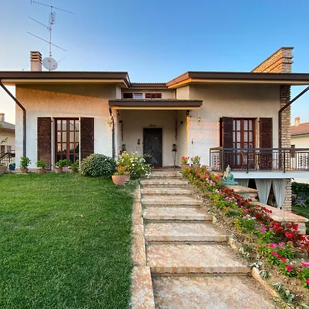Guest house Nest
