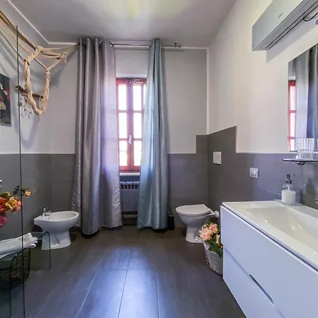Nest Guest house *